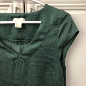 Pretty H&M women’s top
